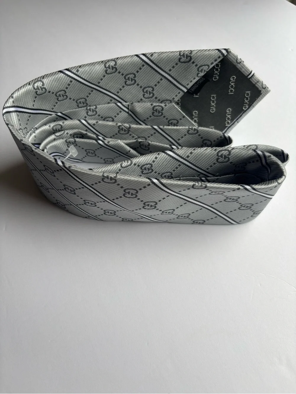Gucci silk web